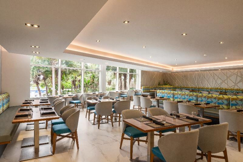 리조트 Holiday Inn Miami Beachoceanfront, An Ihg
