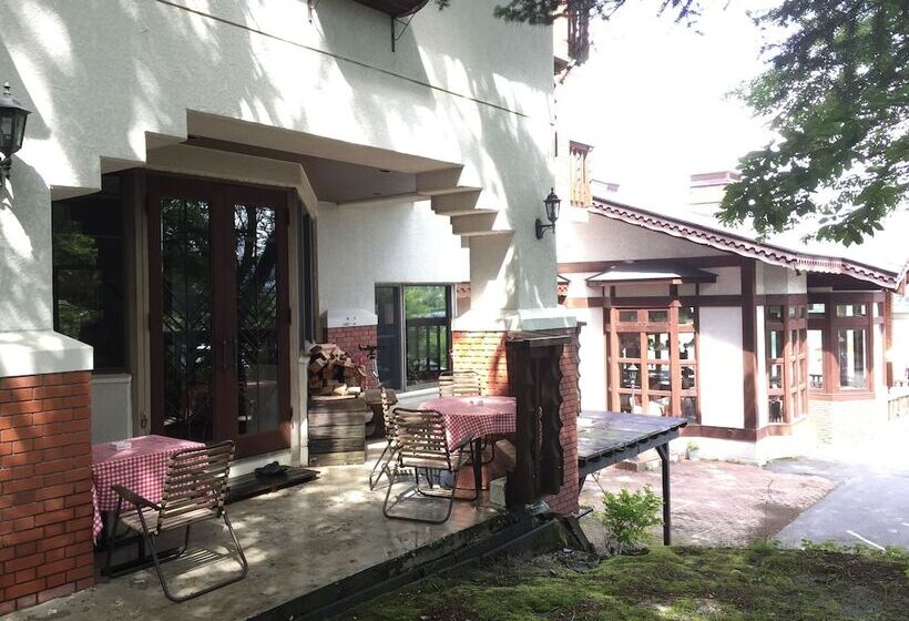 فندق فئة نجمة واحدة Shirakabako Sakaeen