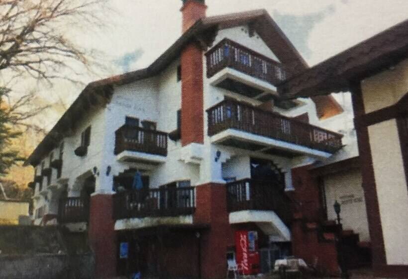 فندق فئة نجمة واحدة Shirakabako Sakaeen