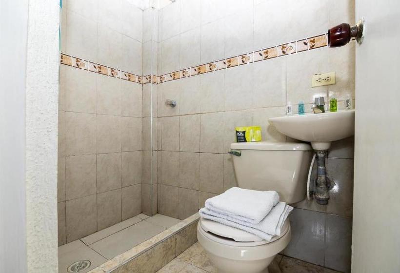 هتل Ayenda 1125 Hcr Pereira