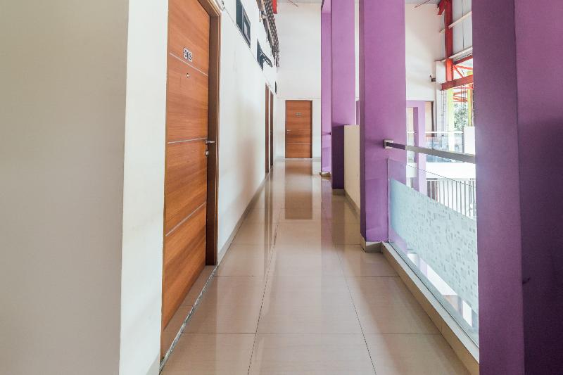 هتل Oyo 1448 Mangga Dua Residence