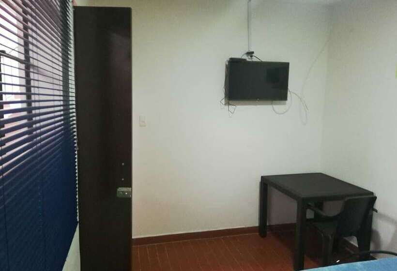 پانسیون Hostel El Jardín