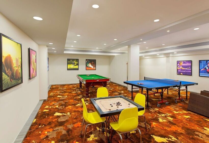 בית מלון כפרי Sobit Sarovar Portico