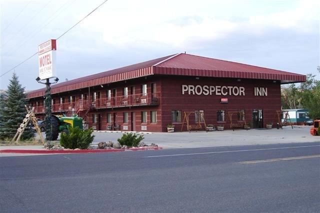 מוטל Prospector Inn