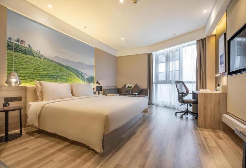 Atour Hotel Wuhan Tianhe Airport Tenglong Avenue Subway Station
