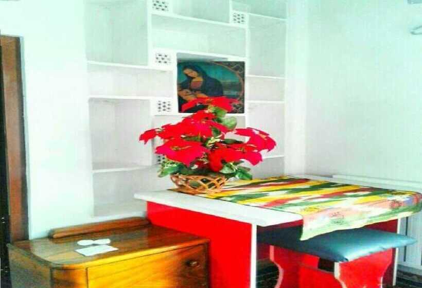 פנסיון History Guest House
