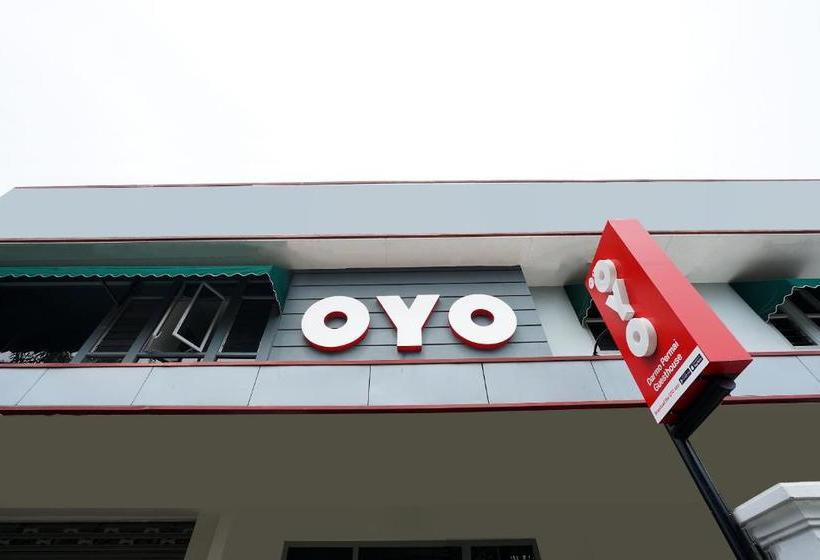Hotel Darmo Permai Guesthouse By Oyo Rooms