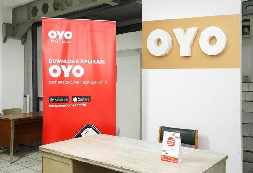 Hotel Darmo Permai Guesthouse By Oyo Rooms