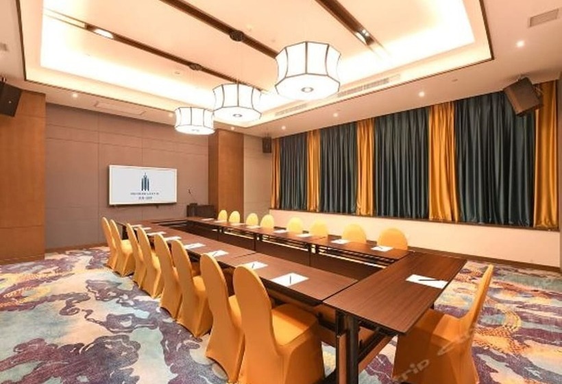 هتل Mehood Lestie