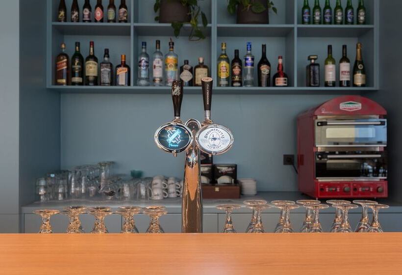 هتل Hampton By Hilton Utrecht Central Station