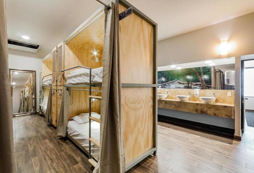 هتل Sky Inn Cancun