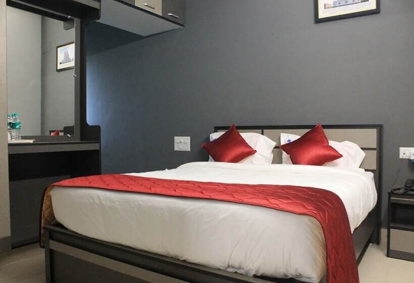 هتل Viswa Residency By Azalea