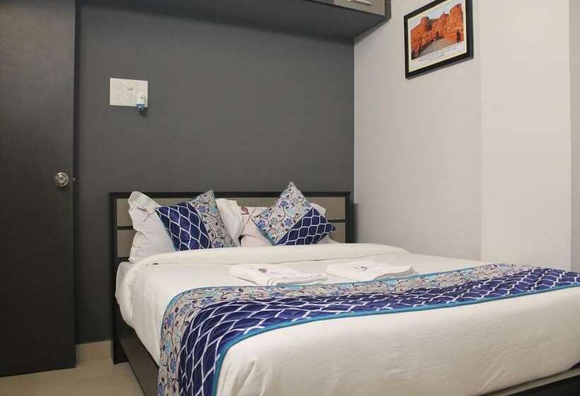 هتل Viswa Residency By Azalea