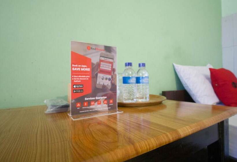 هتل Reddoorz Syariah @ Jalan Gajah Mada