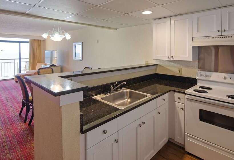 Best Western Ocean Sands Beach Resort