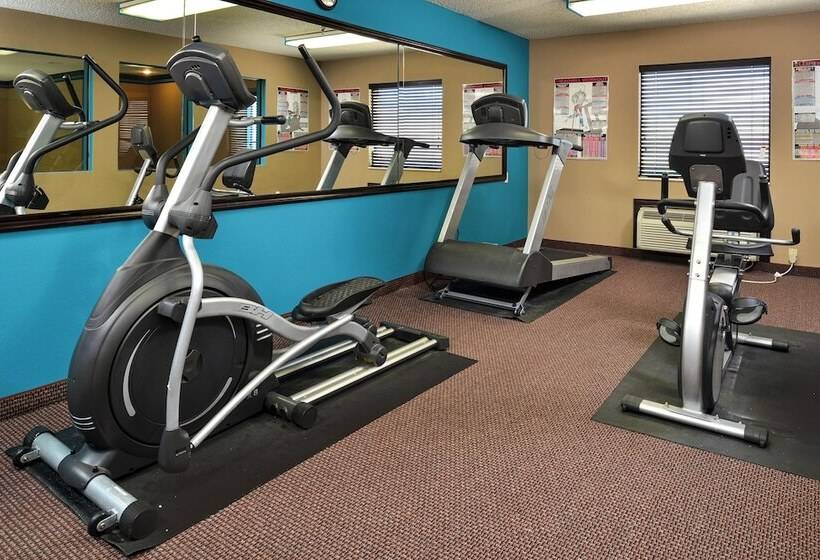 هتل Baymont By Wyndham Ardmore I 35