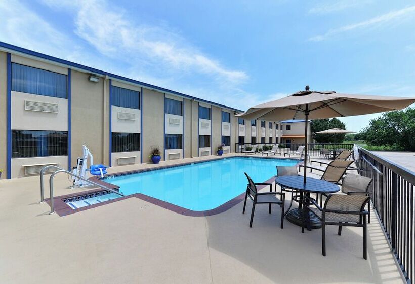 هتل Baymont By Wyndham Ardmore I 35