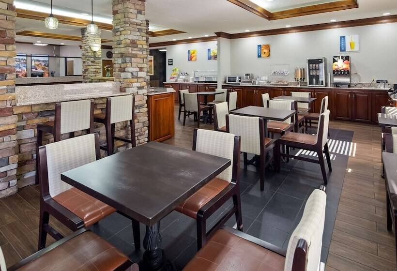 هتل Best Western Inn & Suites