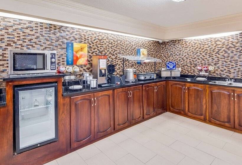 هتل Best Western Inn & Suites Of Macon