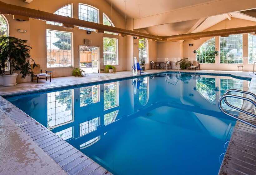 בית מלון כפרי Best Western Plus Caldwell Inn & Suites