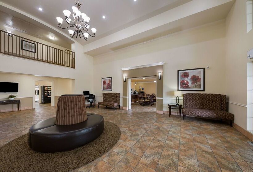 Отель Best Western Salinas Valley Inn & Suites