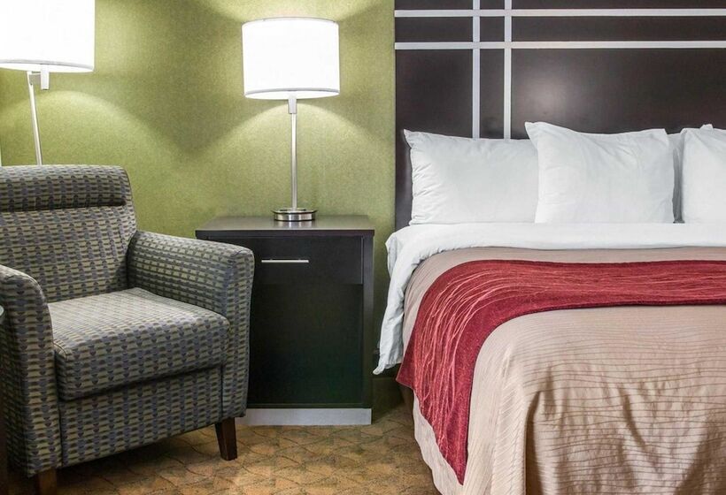 호텔 Comfort Inn & Suites Maumee   Toledo I80 90
