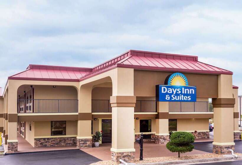 هتل Days Inn & Suites By Wyndham Warner Robins Near Robins Afb