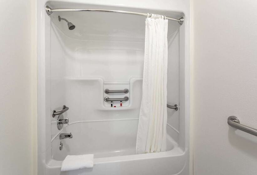 فندق Inn At Lander, Travelodge By Wyndham