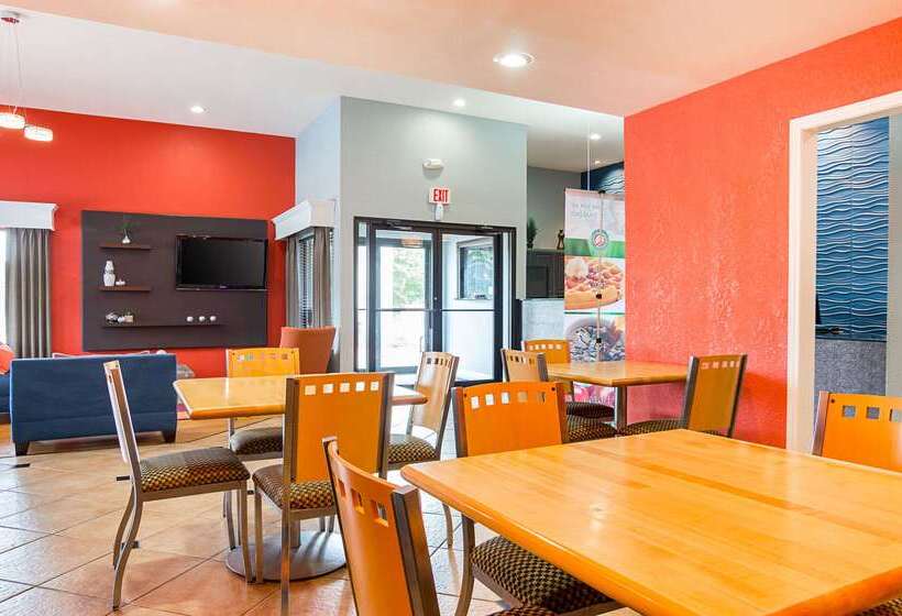 בית מלון כפרי Quality Inn Carthage