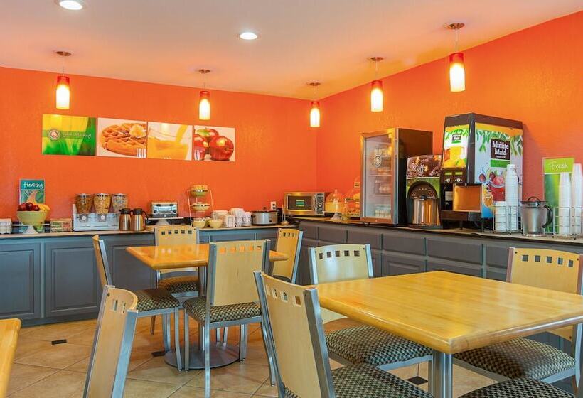 בית מלון כפרי Quality Inn Carthage