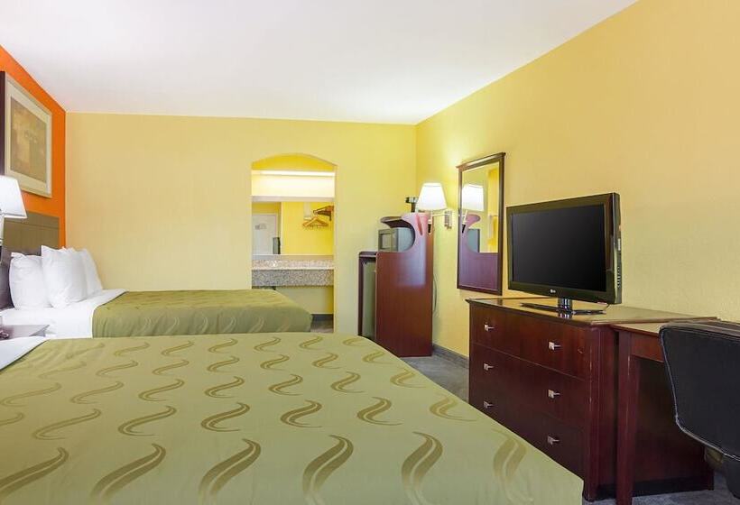 בית מלון כפרי Quality Inn Carthage
