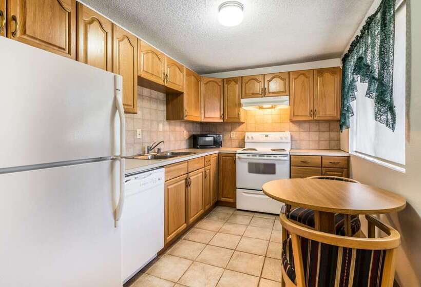 فندق Quality Inn