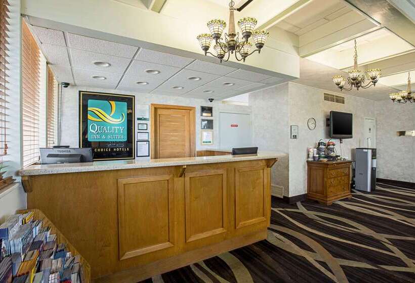 هتل Quality Inn & Suites Near I480 And I29