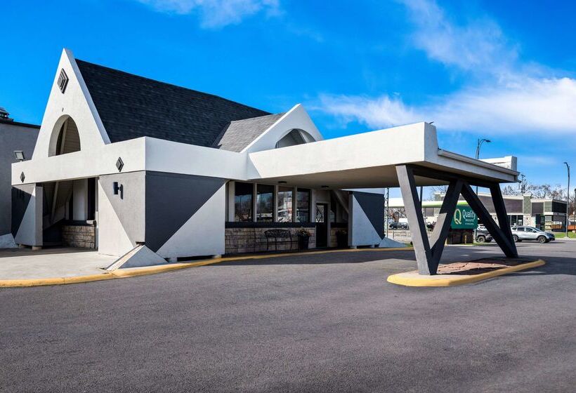 هتل Quality Inn & Suites Near I480 And I29