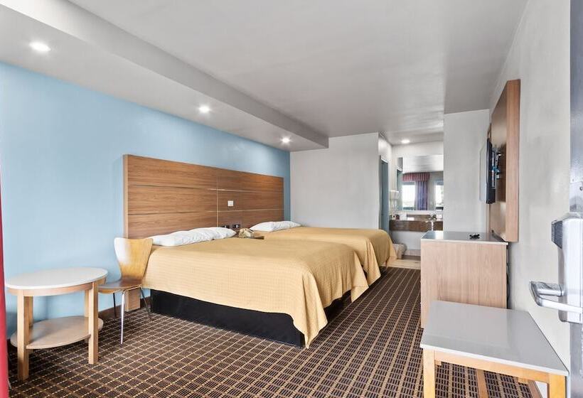 فندق Regency Inn Near Boardwalk & Hurlburt Field