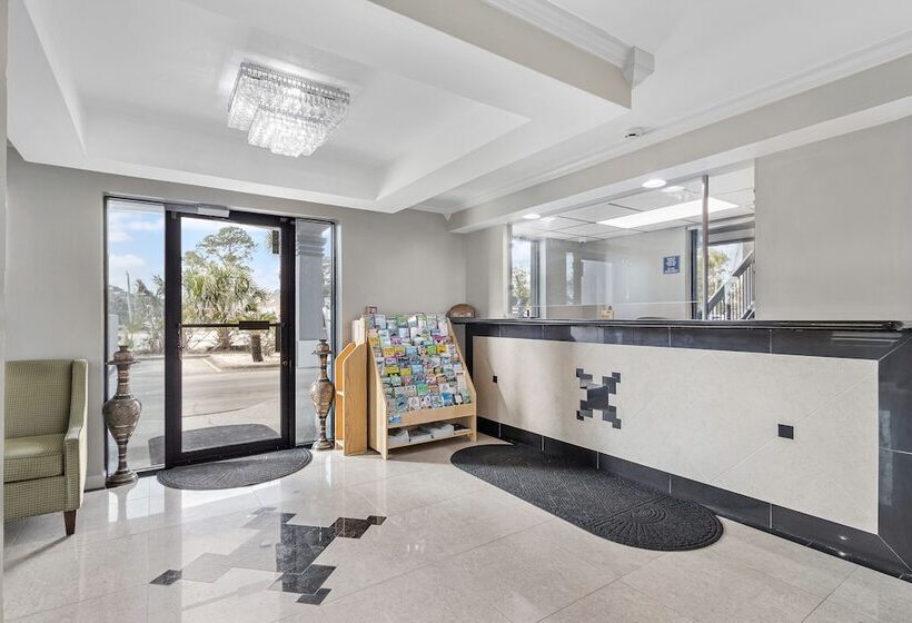 فندق Regency Inn Near Boardwalk & Hurlburt Field