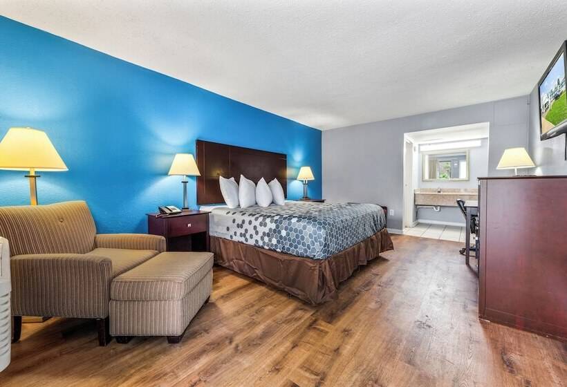 Отель Super 8 By Wyndham Portsmouth Norfolk