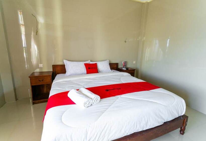 هتل Reddoorz Near Parangtritis Beach