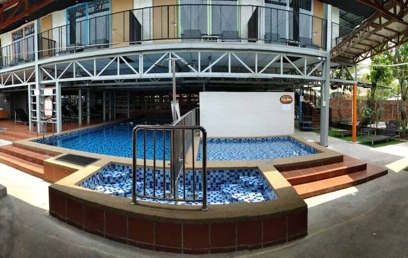 هتل Rick Resort Teluk Intan