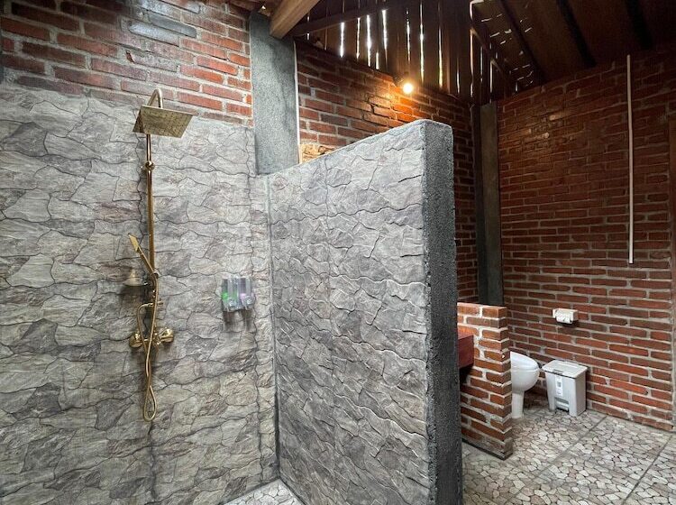 Rajaklana Resort And Spa