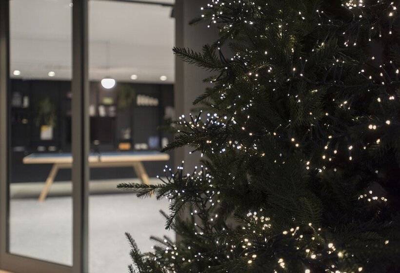 هتل Hoody Active & Happiness