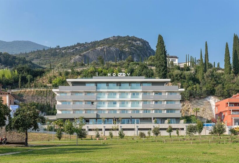 هتل Hoody Active & Happiness