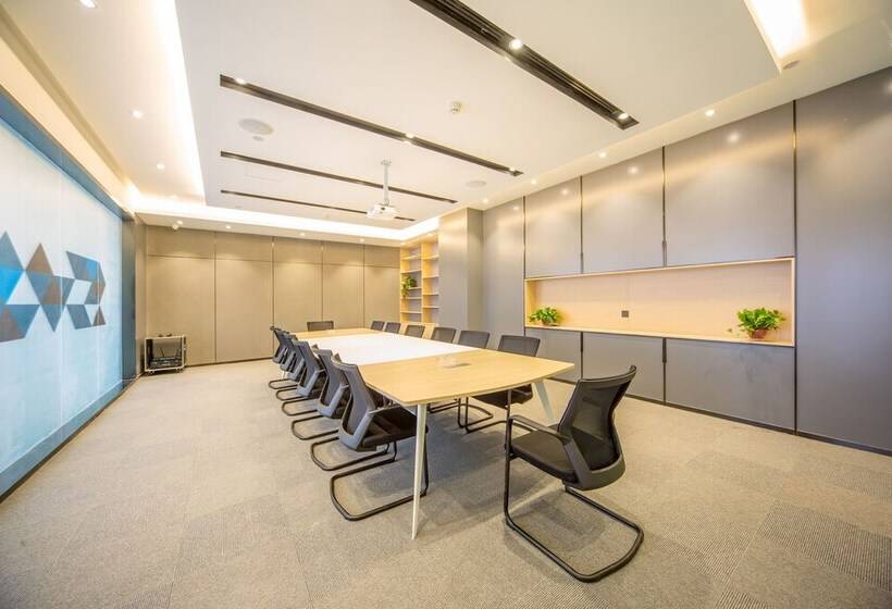 Atour Hotel Zibo Liuquan Road