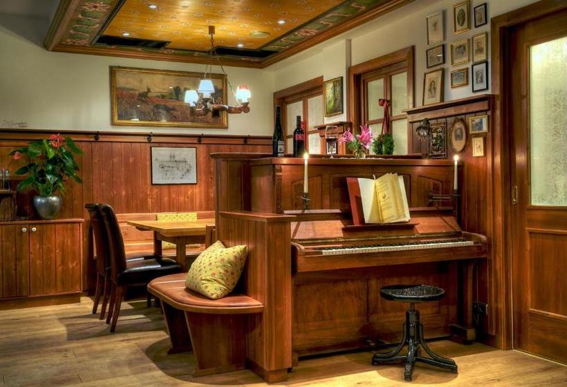 ホテル Gasthof König