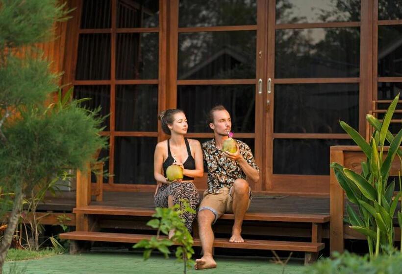 هتل Wah Resort Gili Trawangan