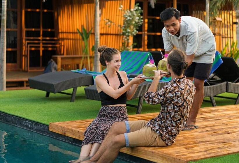 هتل Wah Resort Gili Trawangan