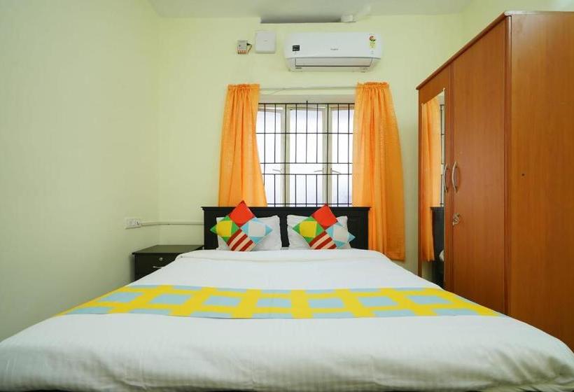 ペンション Oyo Home 26184 Elegant Stay Near Kovalam Junction