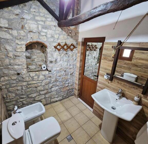 تختخواب و صبحانه Guest House Panorama