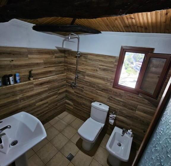 تختخواب و صبحانه Guest House Panorama