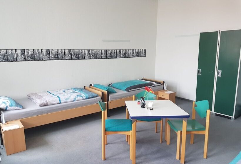 Hostel Jo Si